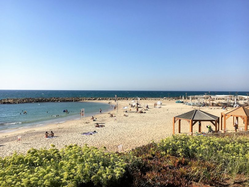 Werktags am Strand/Weekdays at the Beach